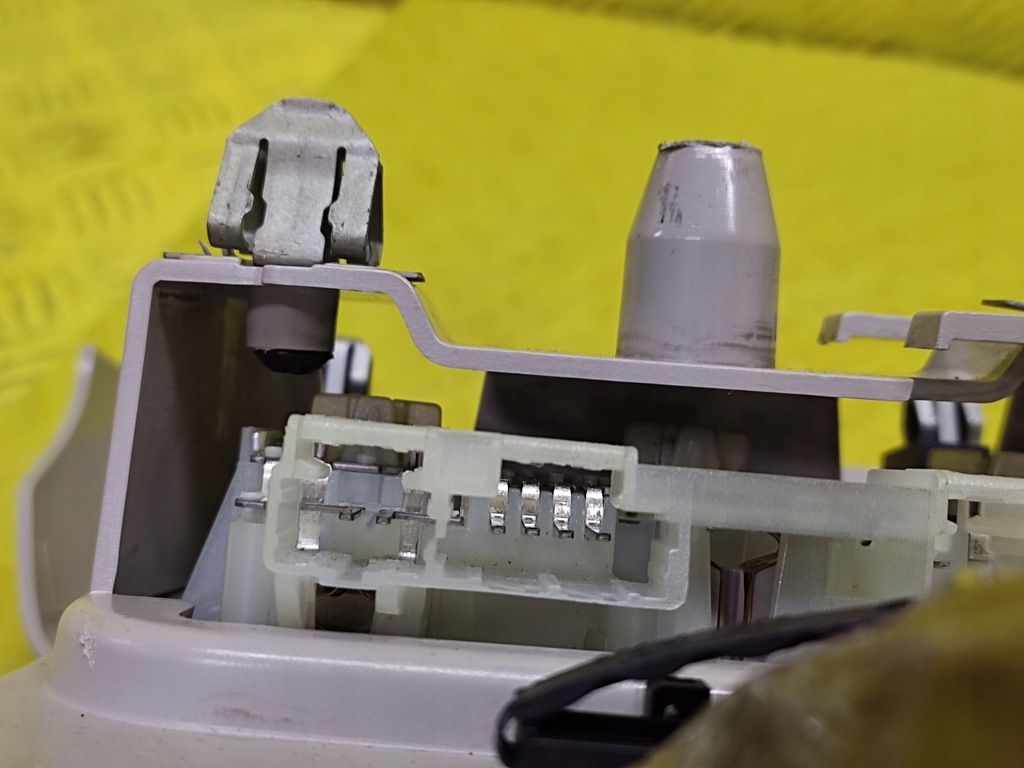 фото №8, Citroen c5 iii лампа освещение 9662156177