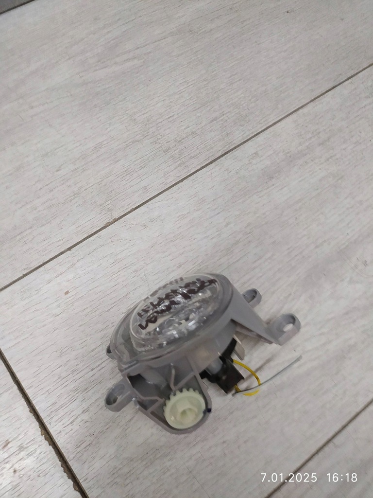 фото №1, 10769. toyota hilux viii led лівий перед toyota 02-465