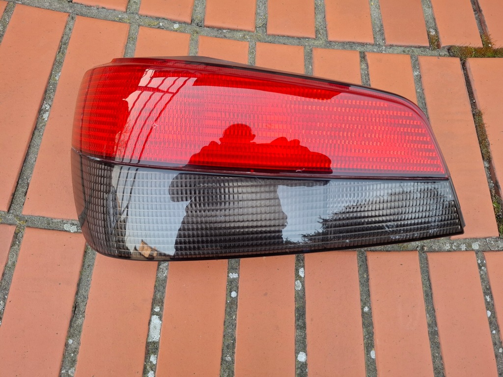 фото №1, Peugeot 306 хэтчбек 99-01 lift лампа задняя задняя левая оригинал