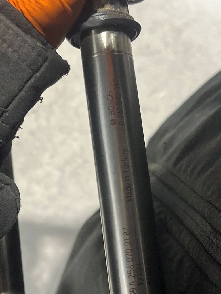 Шланг паливний mercedes-benz a w176 a2700701400 Зі Шроту