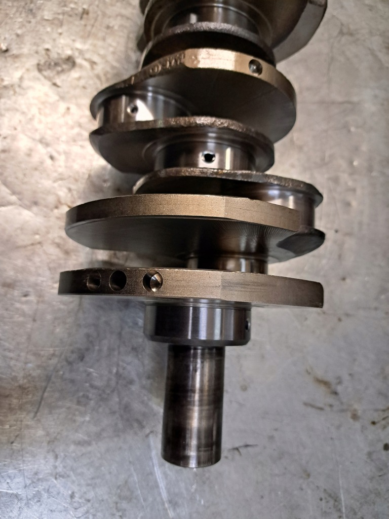 Wał коленчатый vm63 vm44 3.0 crd jeep grand cherokee Оригинал