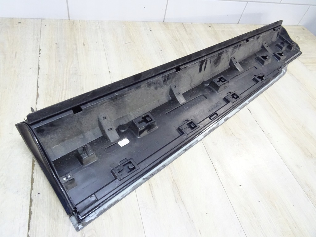 фото №8, Молдинг дверь правый перед vw tiguan 5na854940ah