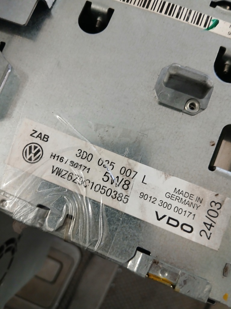Купить Радио заводской vw phaeton 3d0035007l радиопроигрыватель
