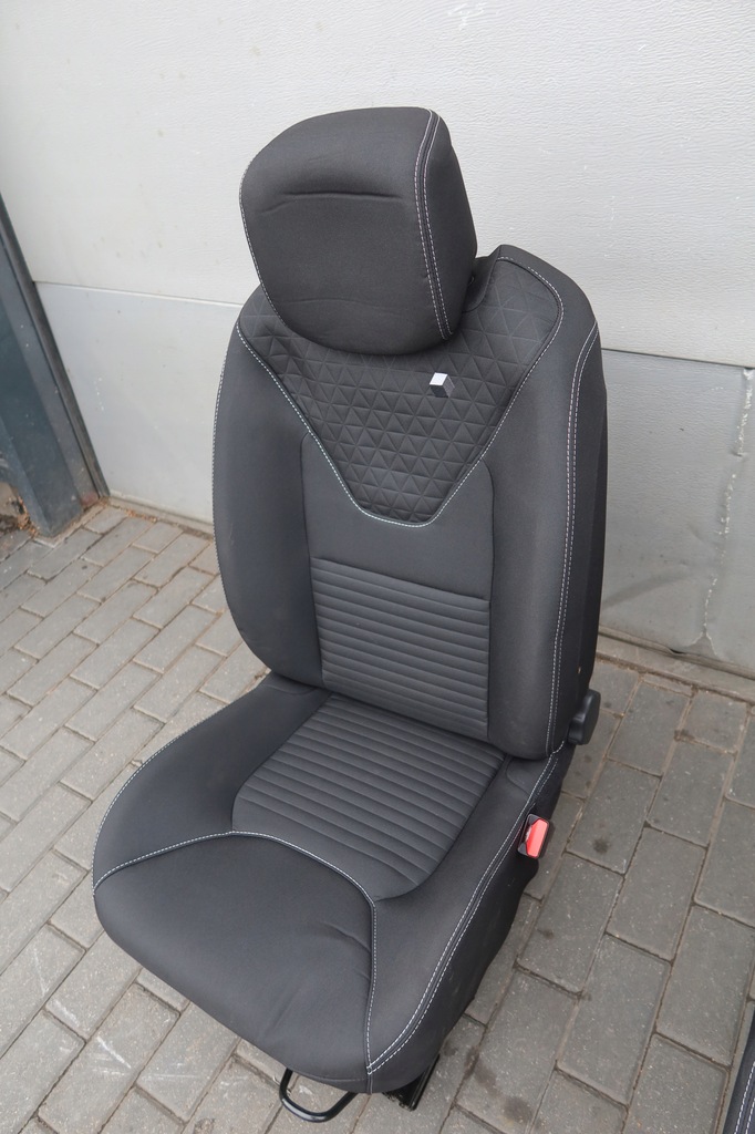 фото №11, Комплект сидений перед clio iv