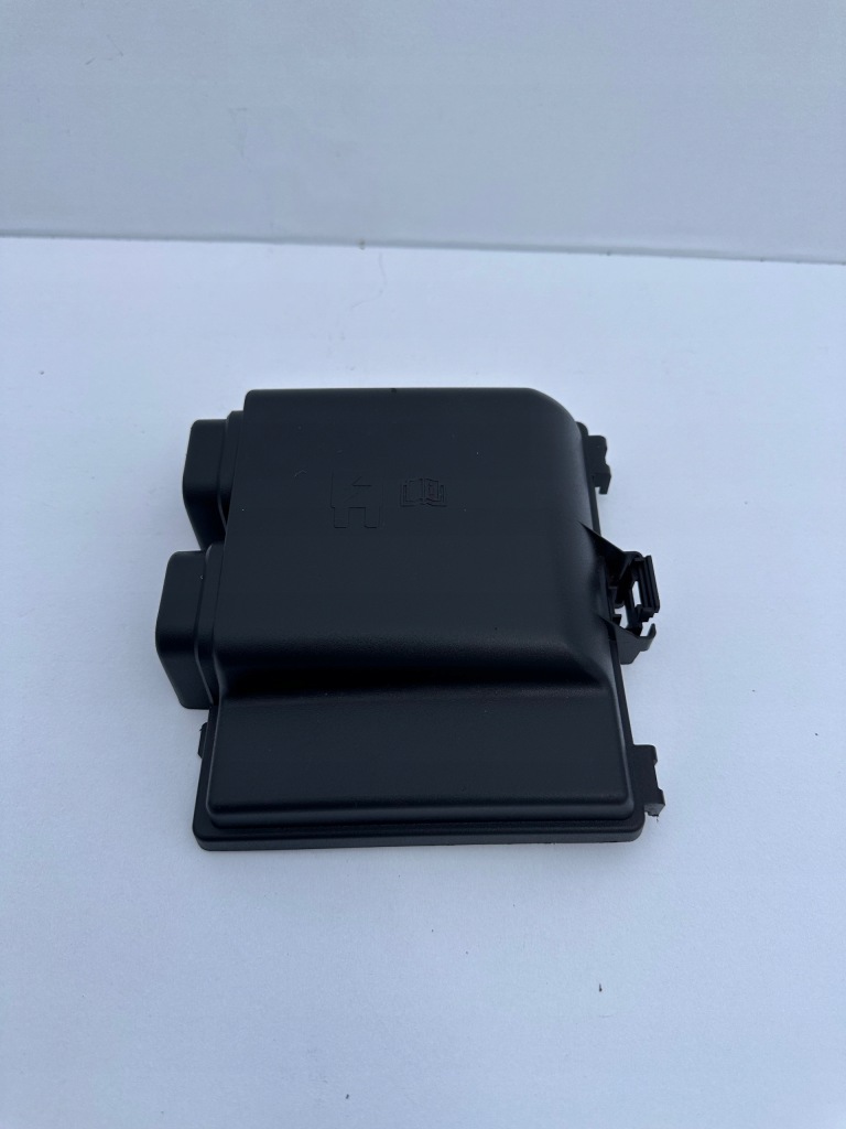 Купить Kuga mk3 защита заглушка предохранителей jx6t-14a003-ab