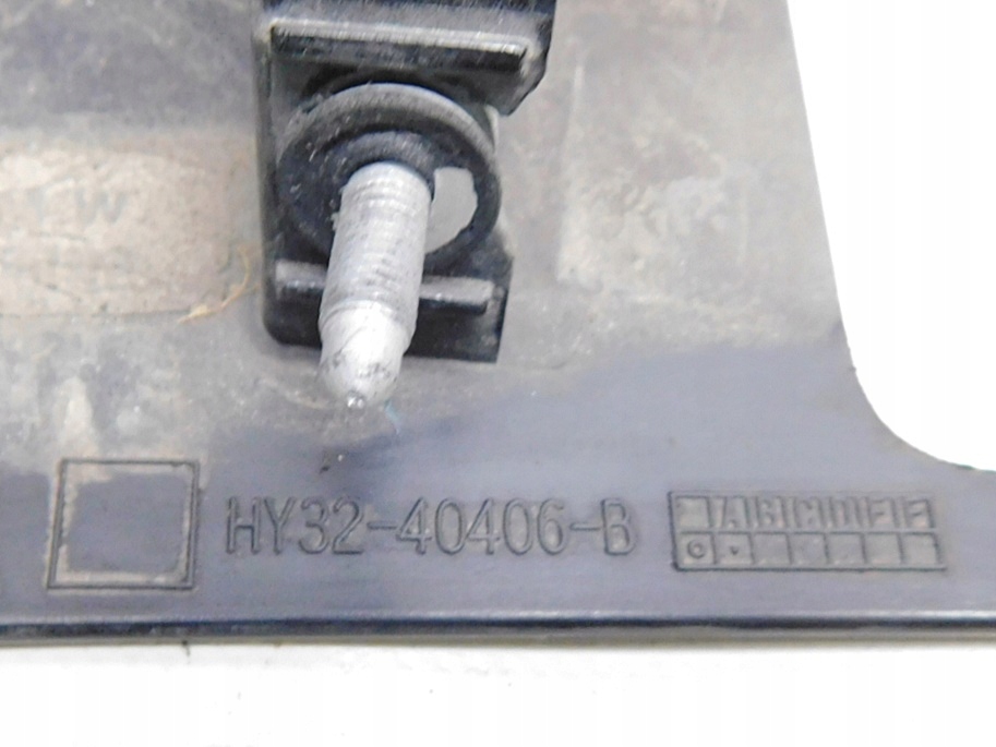 фото №8, Молдинг накладка крышки - land rover discovery v l462