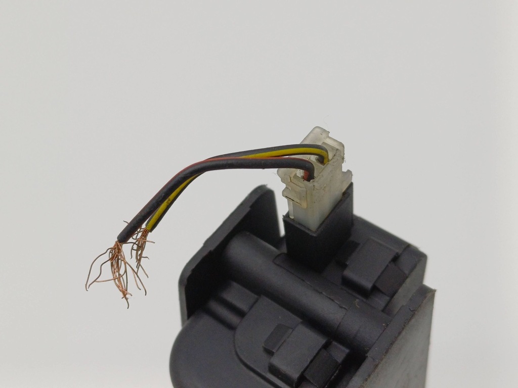 фото №8, Привод крышка заливной топлива opel signum 24438209 / 9180505 nr379