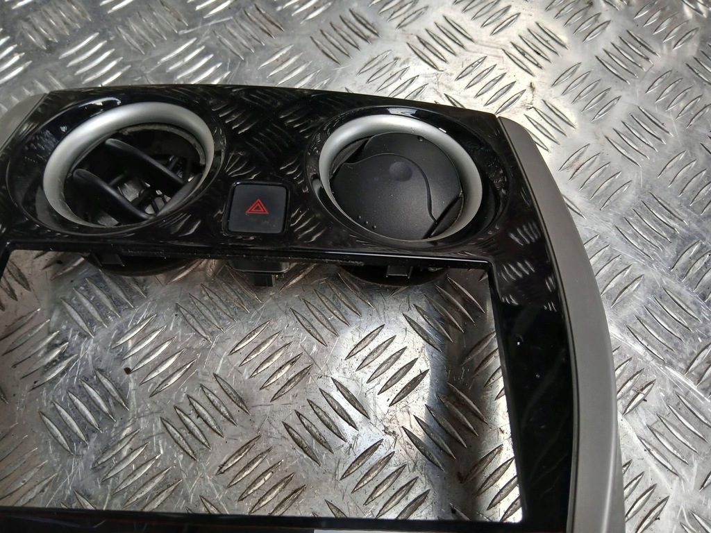 фото №5, Nissan note e12 панель средний рамка 682603vv0a 2015r