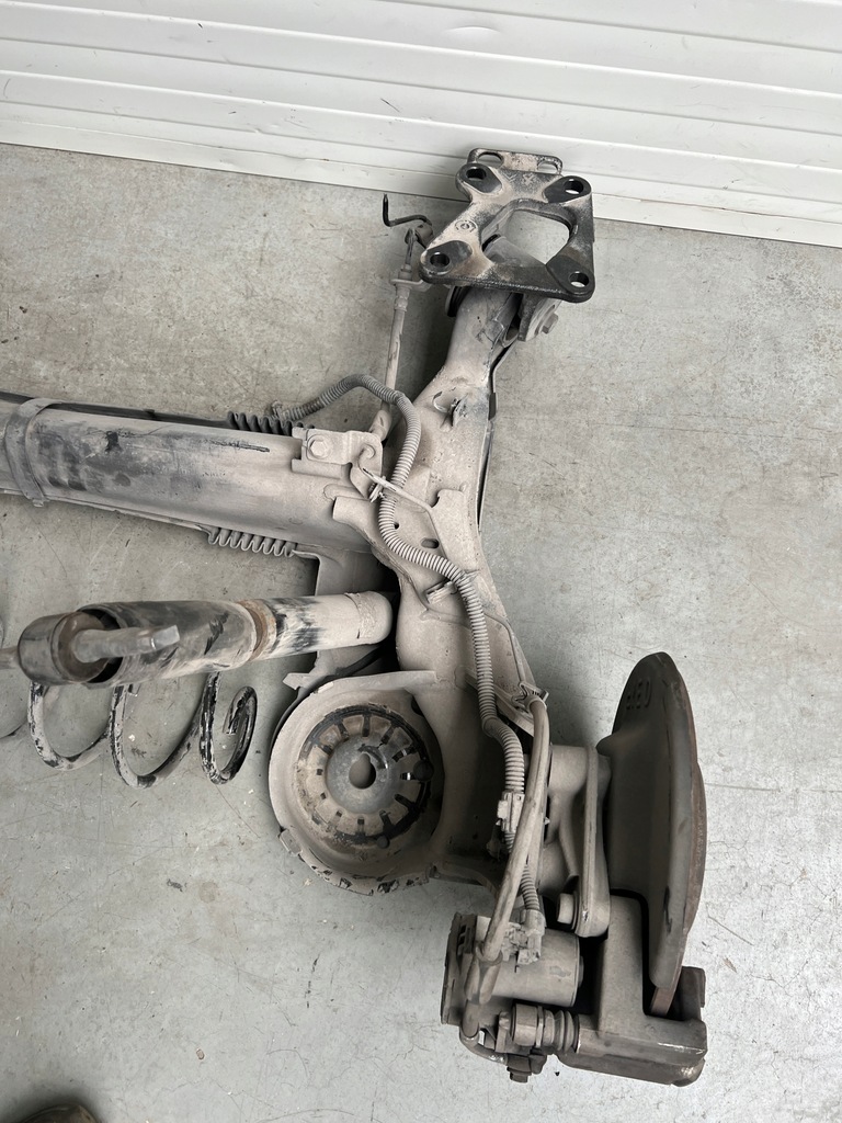 фото №5, Подвеска балка задняя oś подрамник подрамник задняя peugeot rifter / berlingo iv