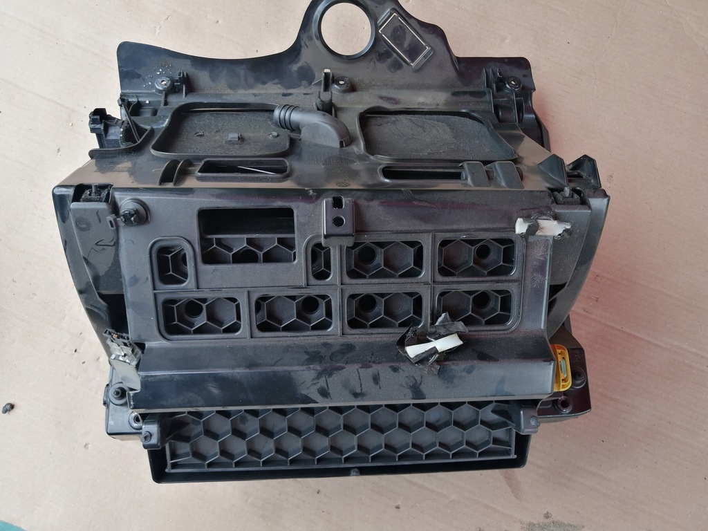 фото №6, Бардачок пасажира vw passat b6 8c1857101 чорний europa