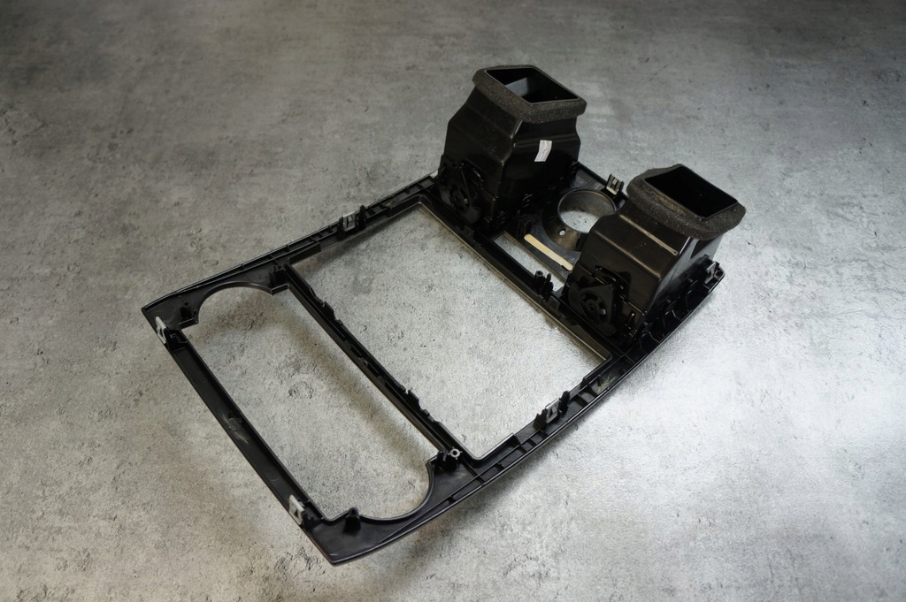 фото №4, Рамка радио 2 din chrysler 300c решётки корпус