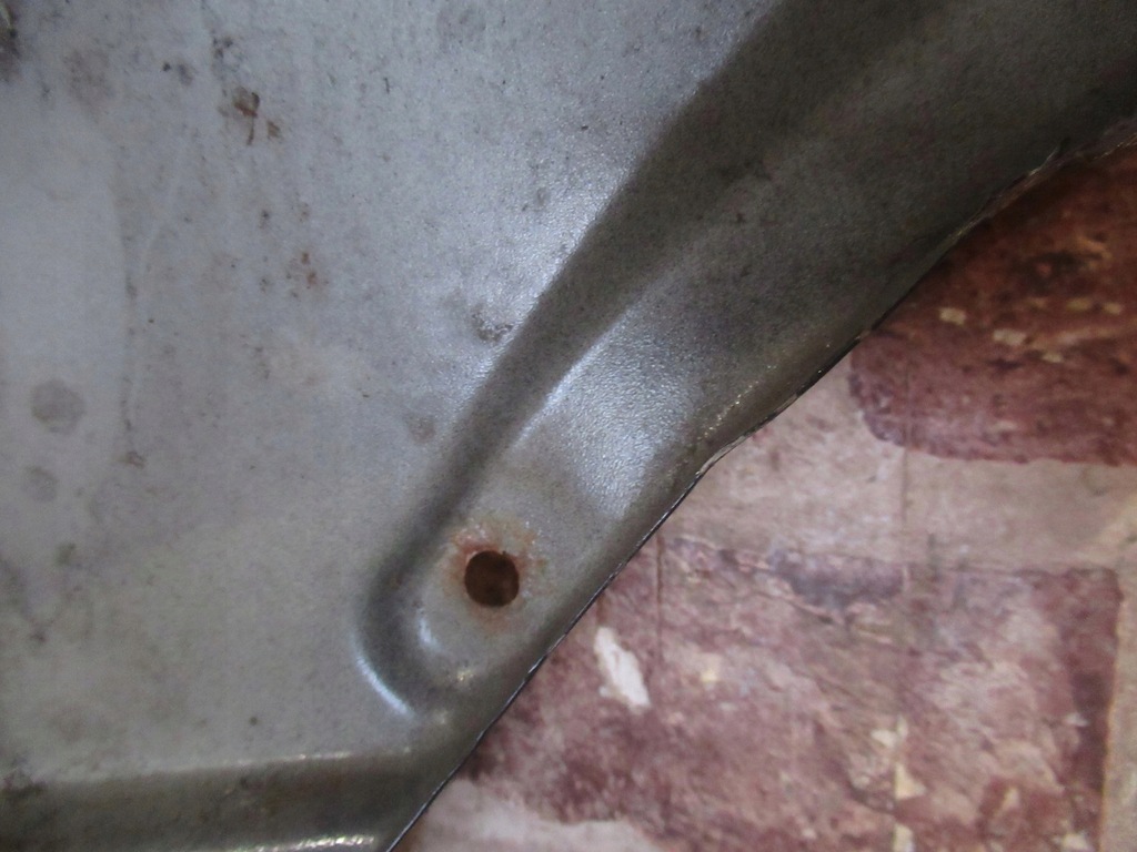 фото №8, Крыло перед правый volvo xc70 00/05 rok код лакокрасочного покрытия: 452-26