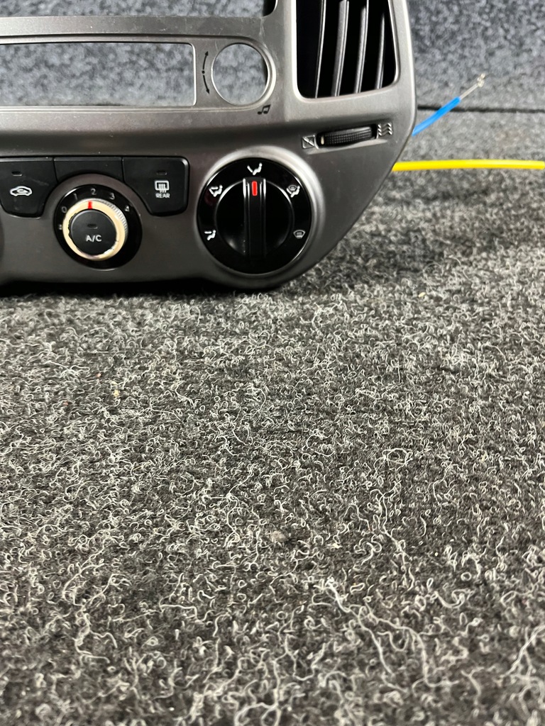 фото №7, I20 lift 12-14 панель обдув рамка радио 972504p540