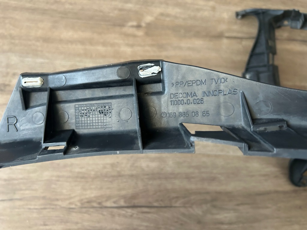 Mercedes klasa a w169 2004-2008 напрямні тримачі протитуманних фар решітка комплект оригінальний номер в Україні