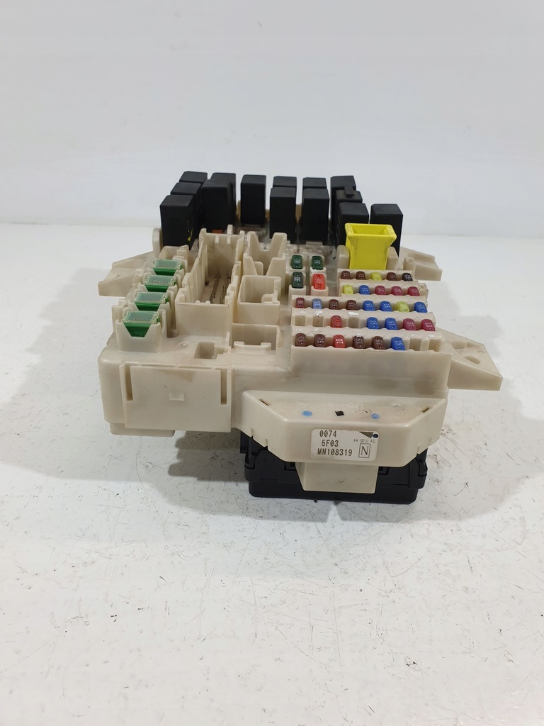 фото №5, Коробка запобіжників mn108319 mitsubishi colt cz3 vi 1.3b