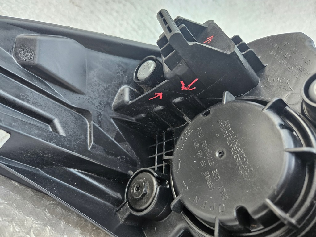 фото №9, Kia rio iv лампа права led 92102-h8 10 pin