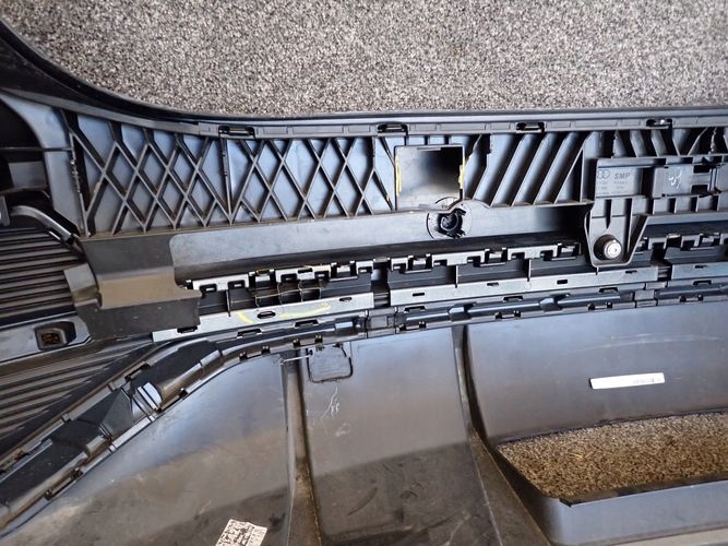 Audi q3 83a s-line sportback 18- бампер задний задняя Цена