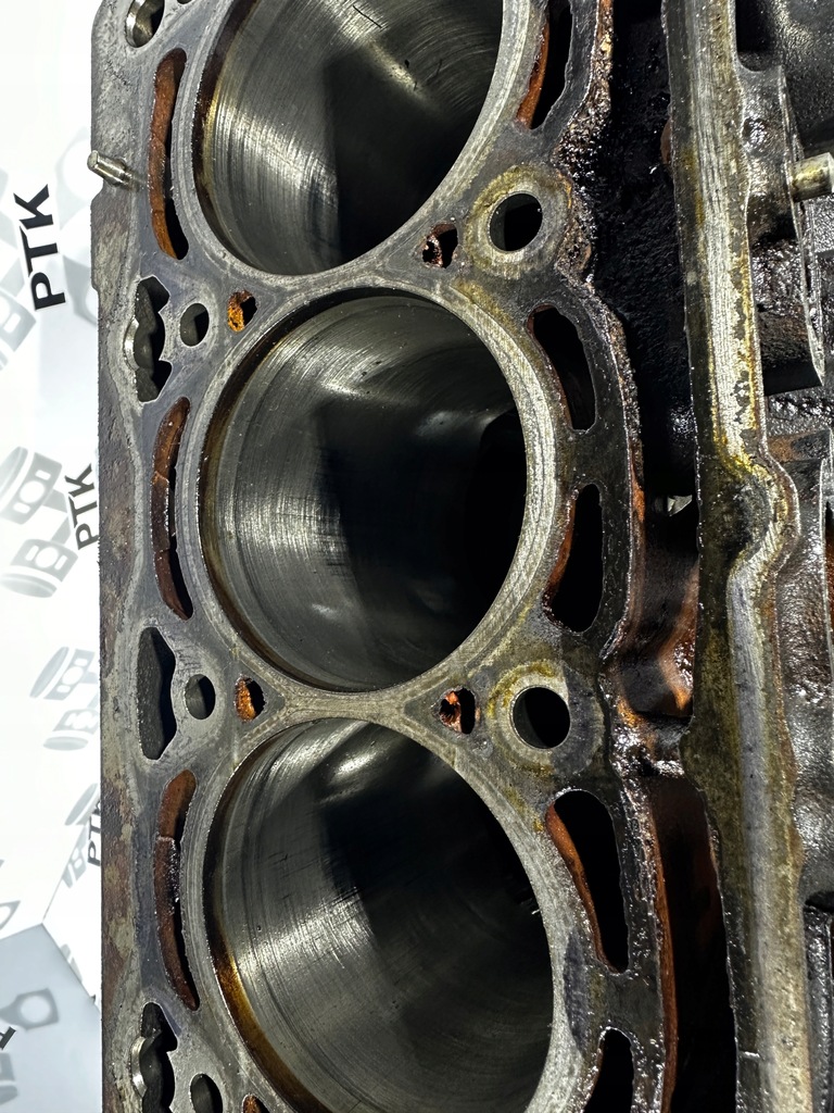 фото №9, Vw 2.0 tsi cczb блок двигателя dół 06h103021l 06h103011ap