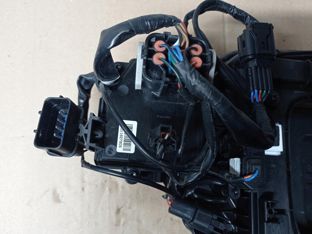 фото №6, Кришка роз'єм заряджання hyundai kona