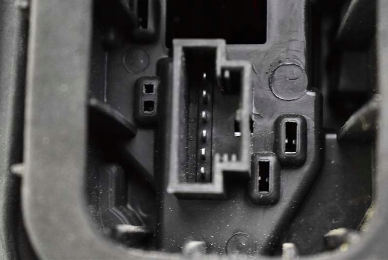 фото №8, Лампа правая задняя задняя 1s0945096g vw up 3d 15r