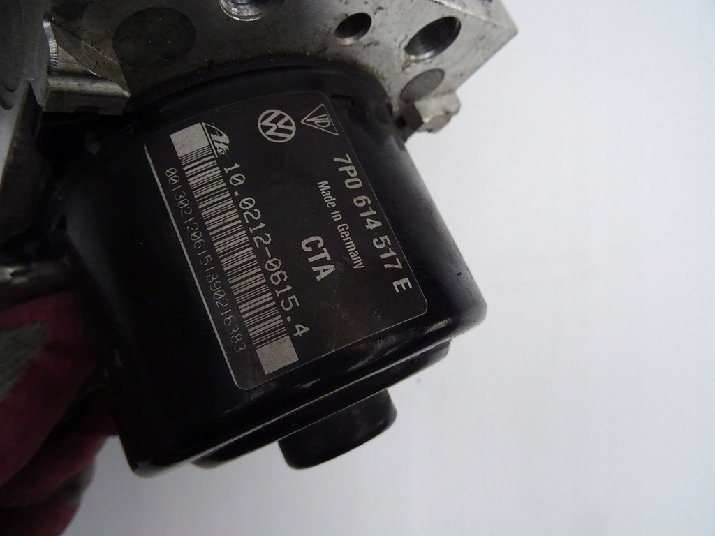 фото №7, Насос abs 7p0907379e cayenne 7p5 touareg 7p6 3.0