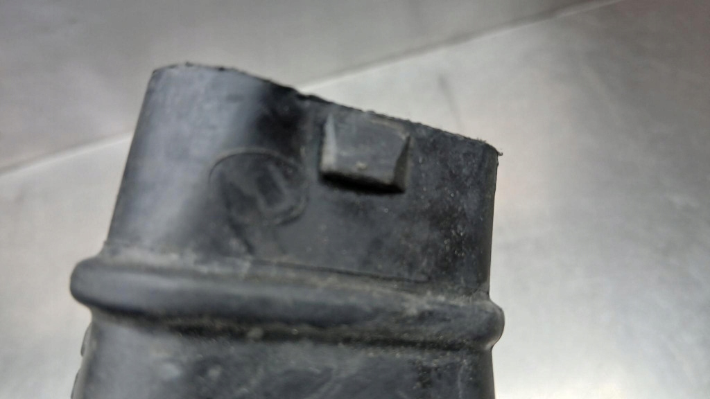 фото №4, Труба воздуха оригинальный номер 30792195 volvo xc60 xc70 ii v70 iii 2.4 d5