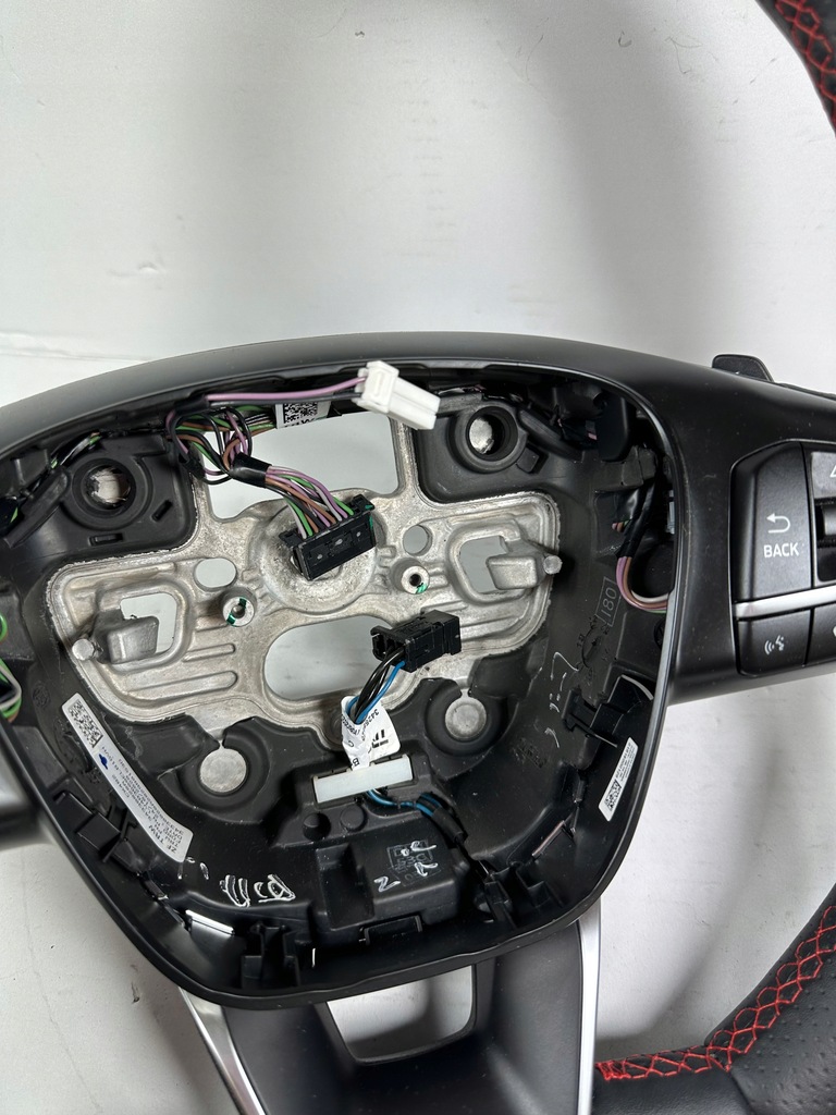 фото №7, Kuga mk3 воздуховод кожаный st лепестки переключения подогрев