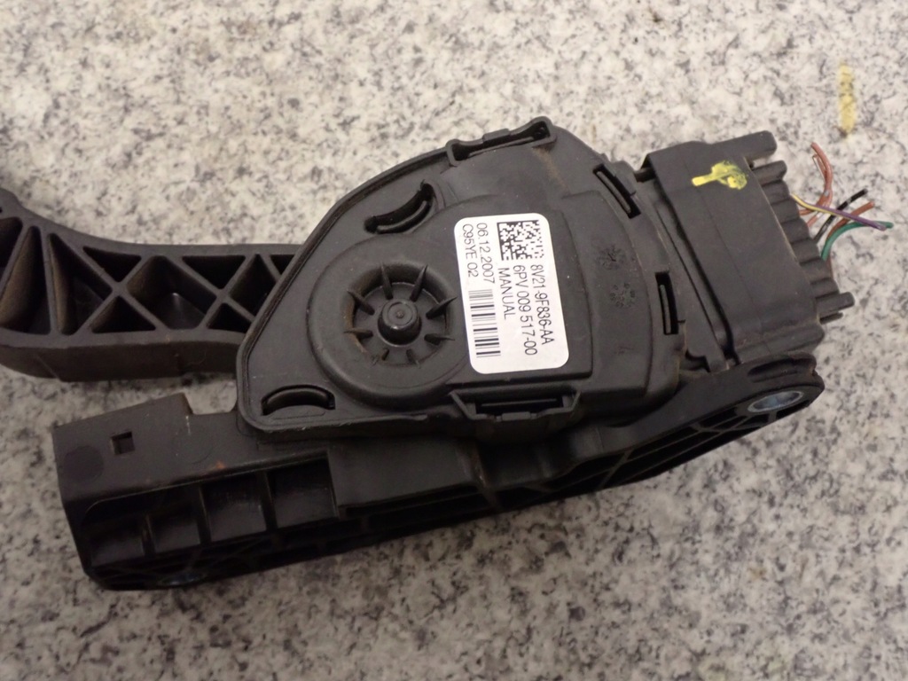 фото №5, Mazda2 mazda 2 de 08- потенциометр газа педаль