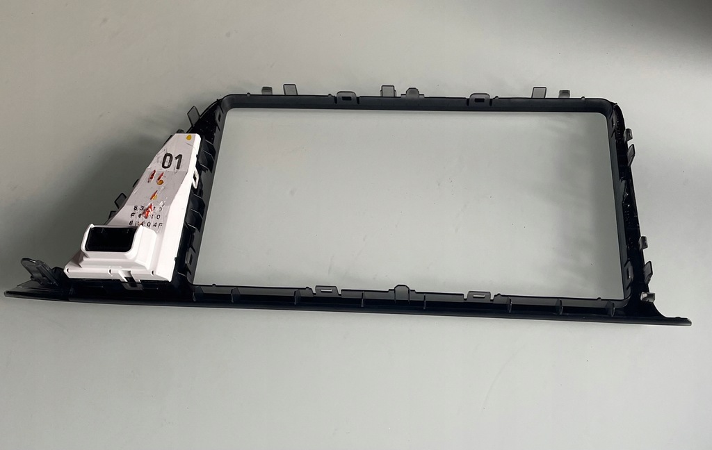 фото №2, Рамка радио с дисплей zegarkiem toyota chr ch-r 2017 2018 2019 2020