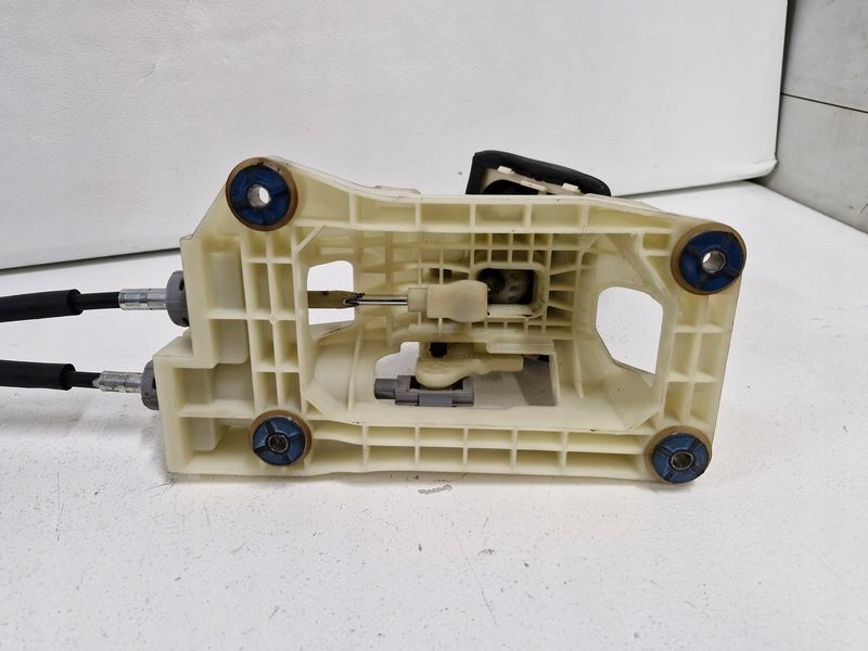 фото №8, Hyundai i30 ii 2 1.6 crdi домкрат вибірник троси перемикання передач 43794-a6300