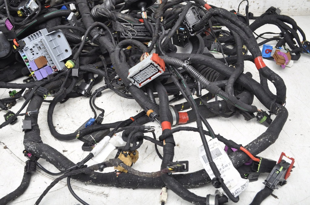 фото №14, Ferrari california 4.3 джгут електропроводка салону