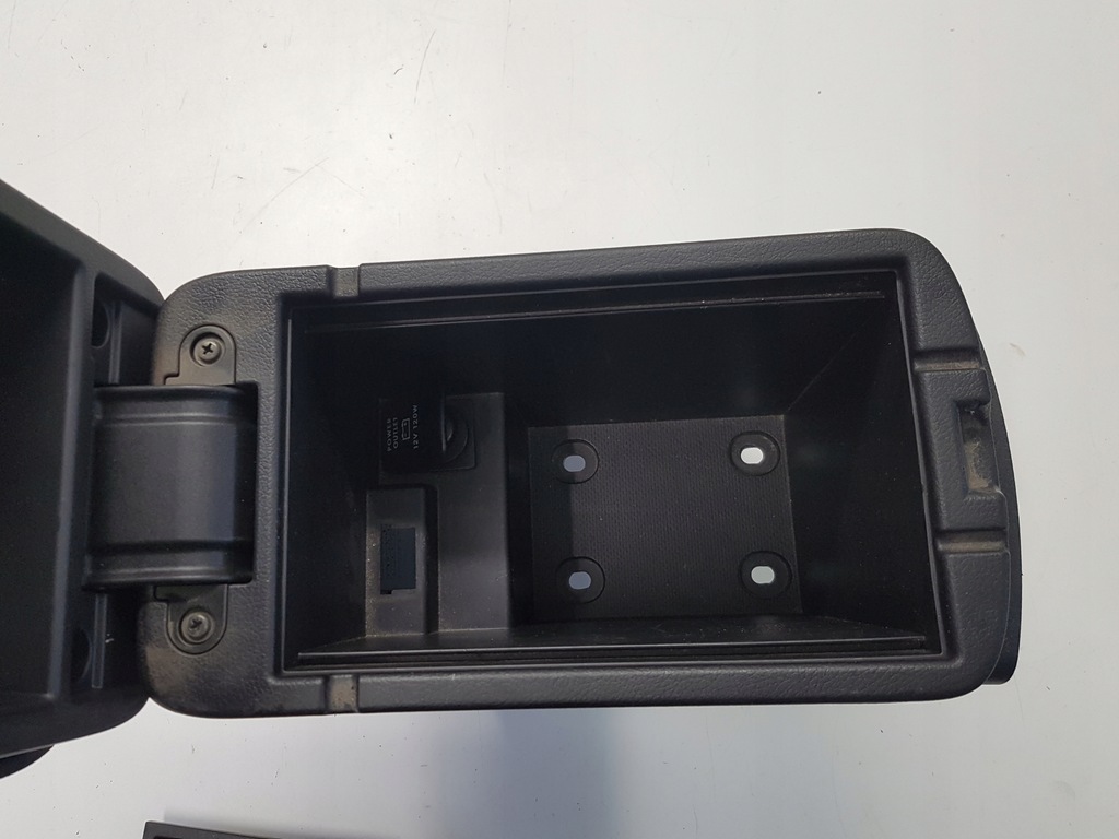 фото №5, Outlander iii туннель средний подлокотник 15r.