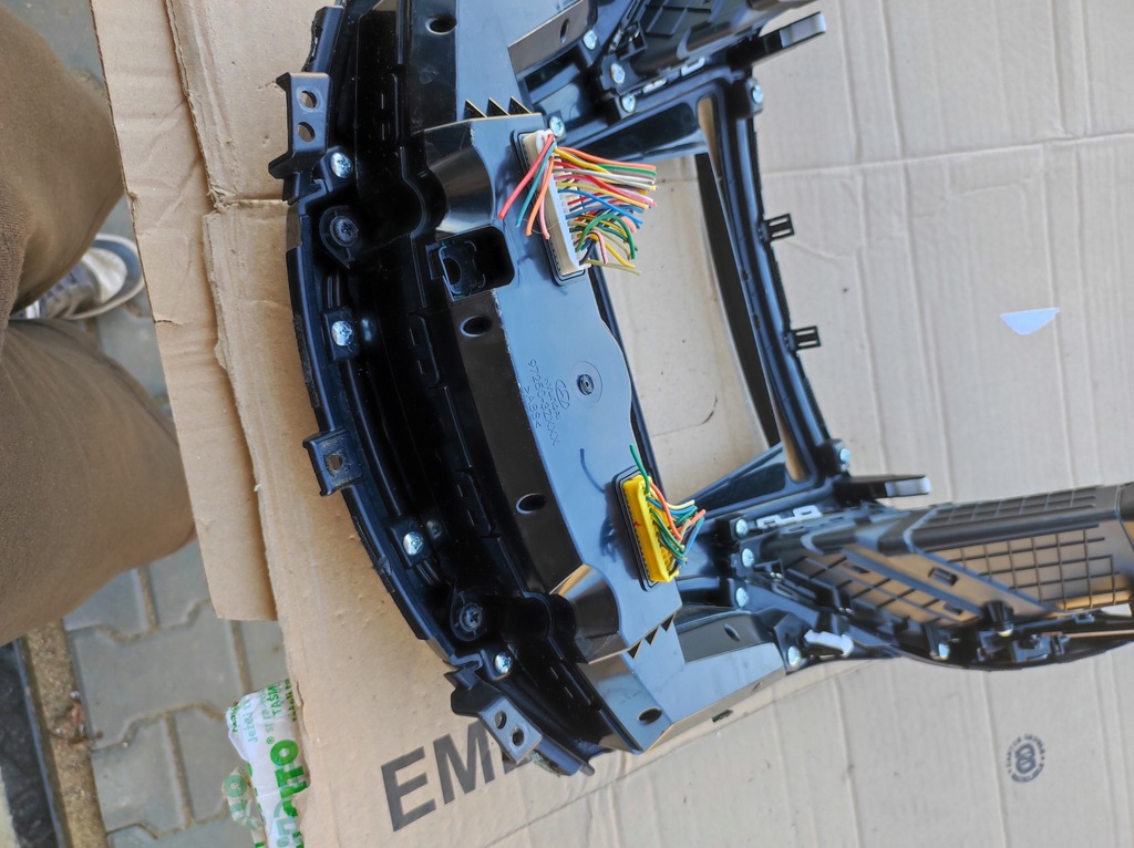 фото №13, Hyundai i40 - радио навигация navi, усилитель, панель набор