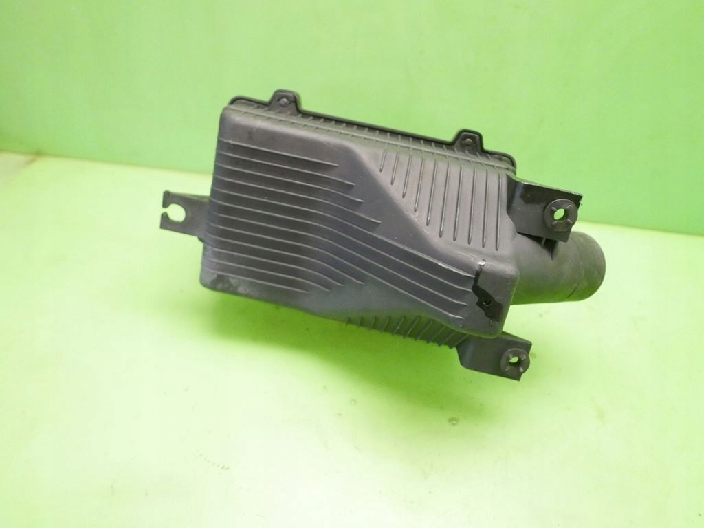 фото №9, Корпус фильтра воздуха kia carnival i fl 2.9crdi