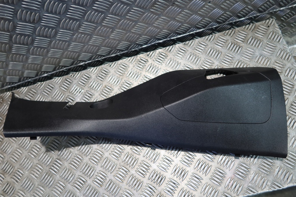 фото №1, Renault clio v права захист стійка заднього обшивка крила 769174551r