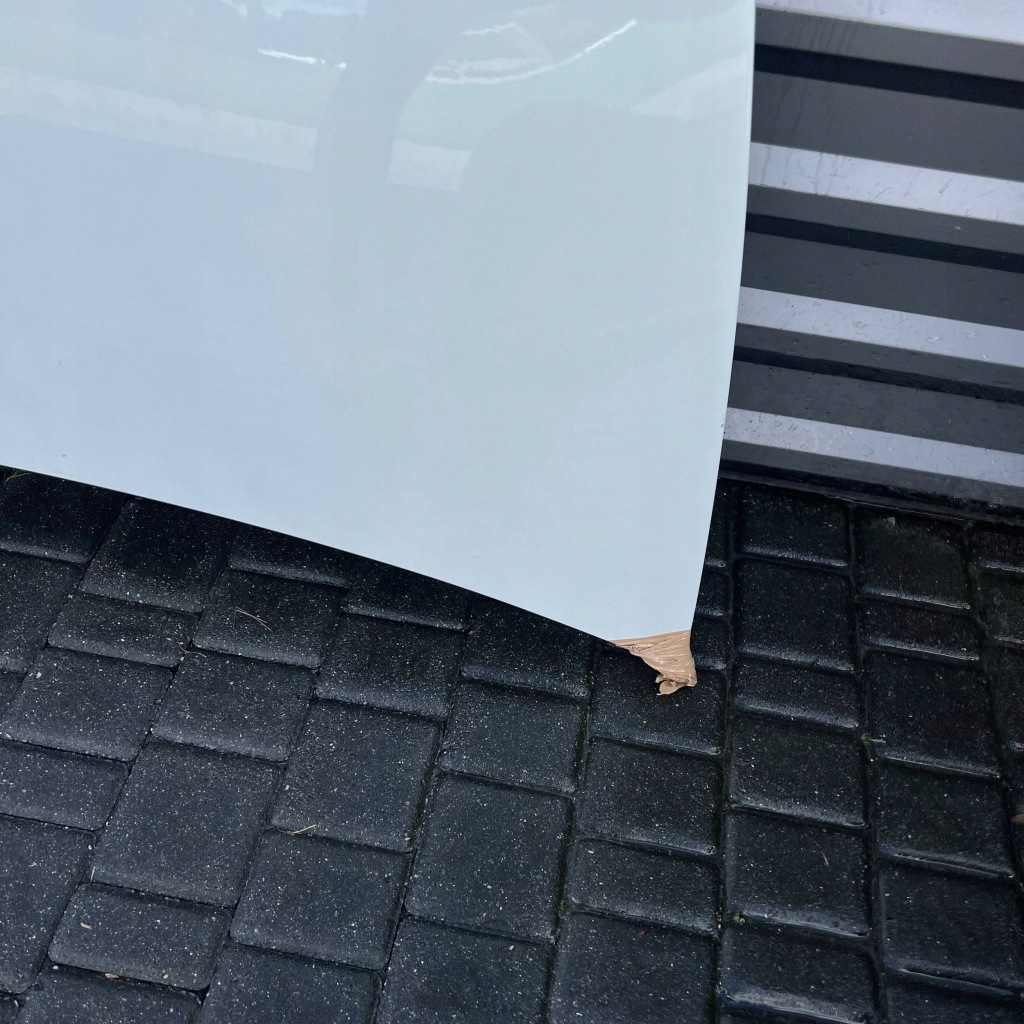 Tesla model y капот кришка двигуна в Україні