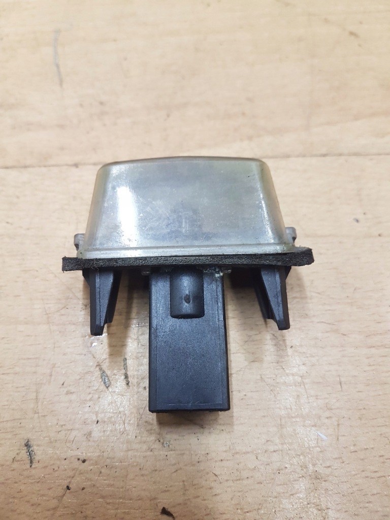 фото №3, Лампа освітлення номерного знака задня citroen c4 picasso