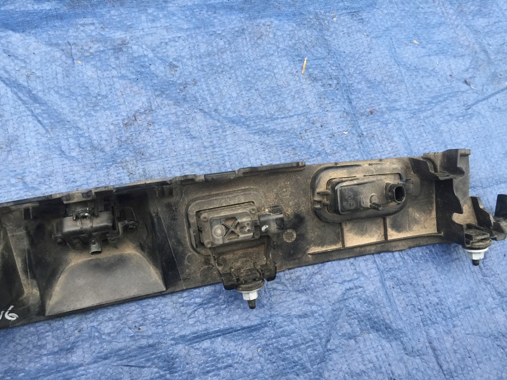 фото №7, Jeep grand cherokee wl 21 22 молдинг подсветка номерного знака камера микровыключатель