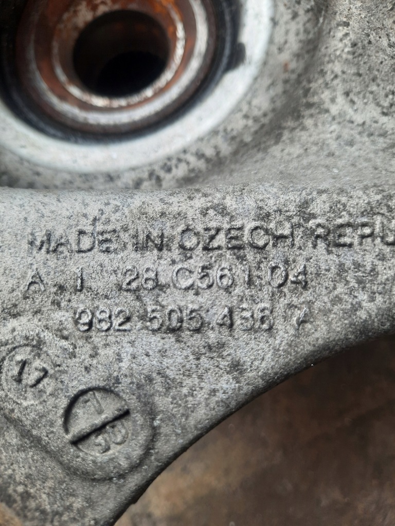 фото №4, Porsche boxter 718 982 ступица поворотный кулак правый задняя 982505436a