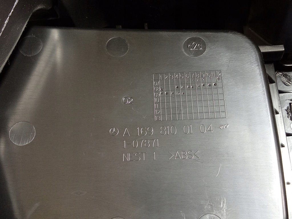 фото №7, Mercedes b w245 тунель середній підлокітник