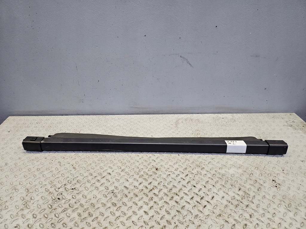 фото №1, Mercedes ml w163 lift шторка багажника czarna ładna