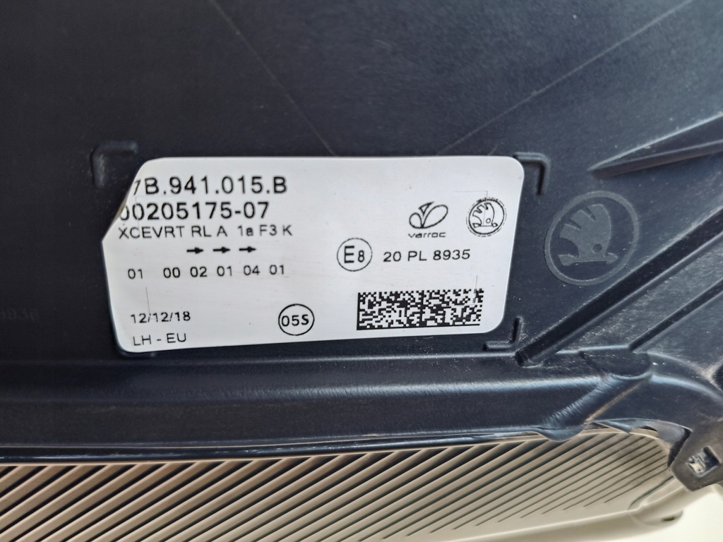 фото №10, Лампа левая фара skoda karoq 57a 17- full led