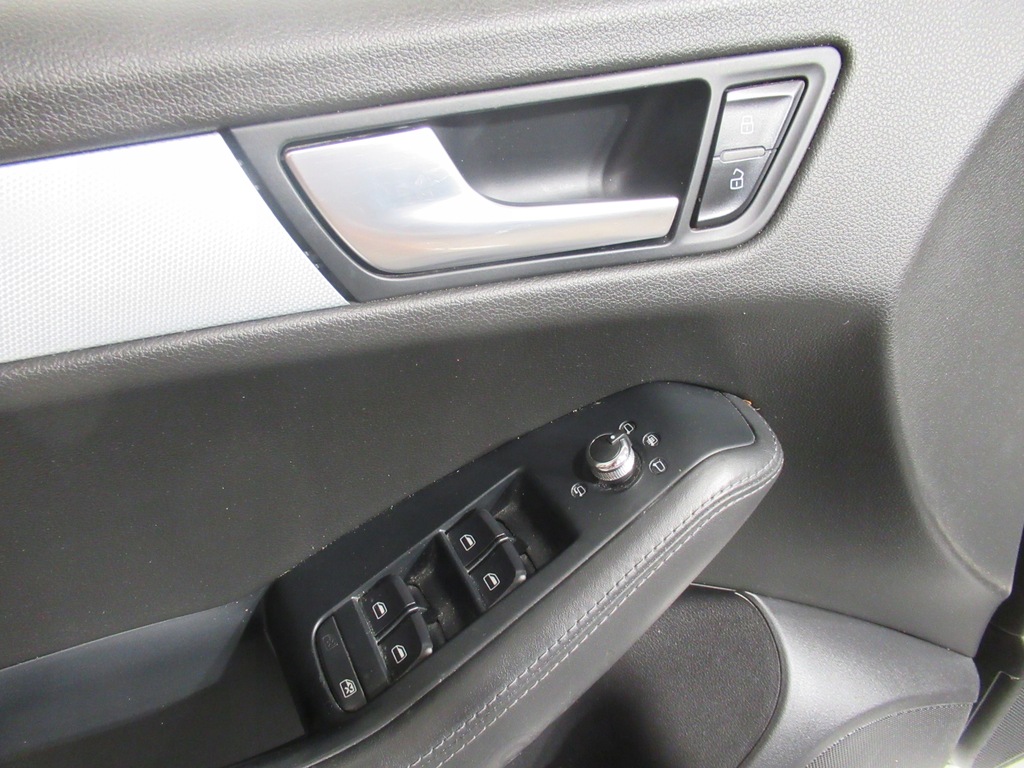 фото №13, Audi q5 i 1 8r сиденье заднее сиденье обивка czarna кожа