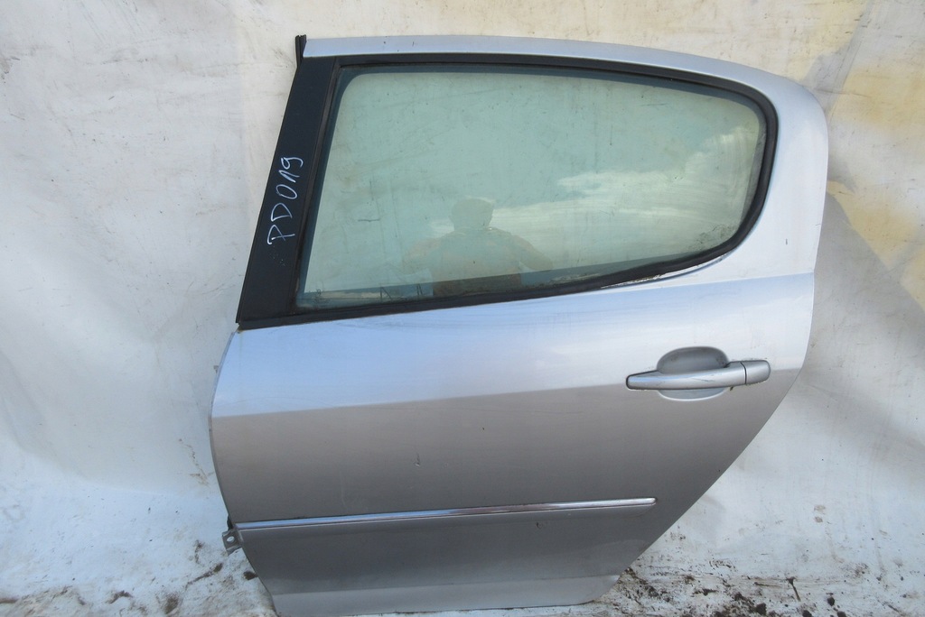 фото №1, Peugeot 407 sedan дверь левый задняя