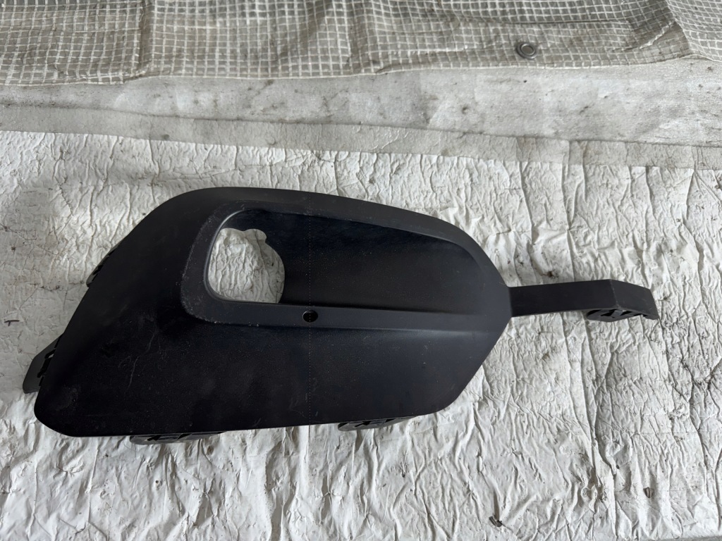 фото №1, Opel combo e права решітка бампера