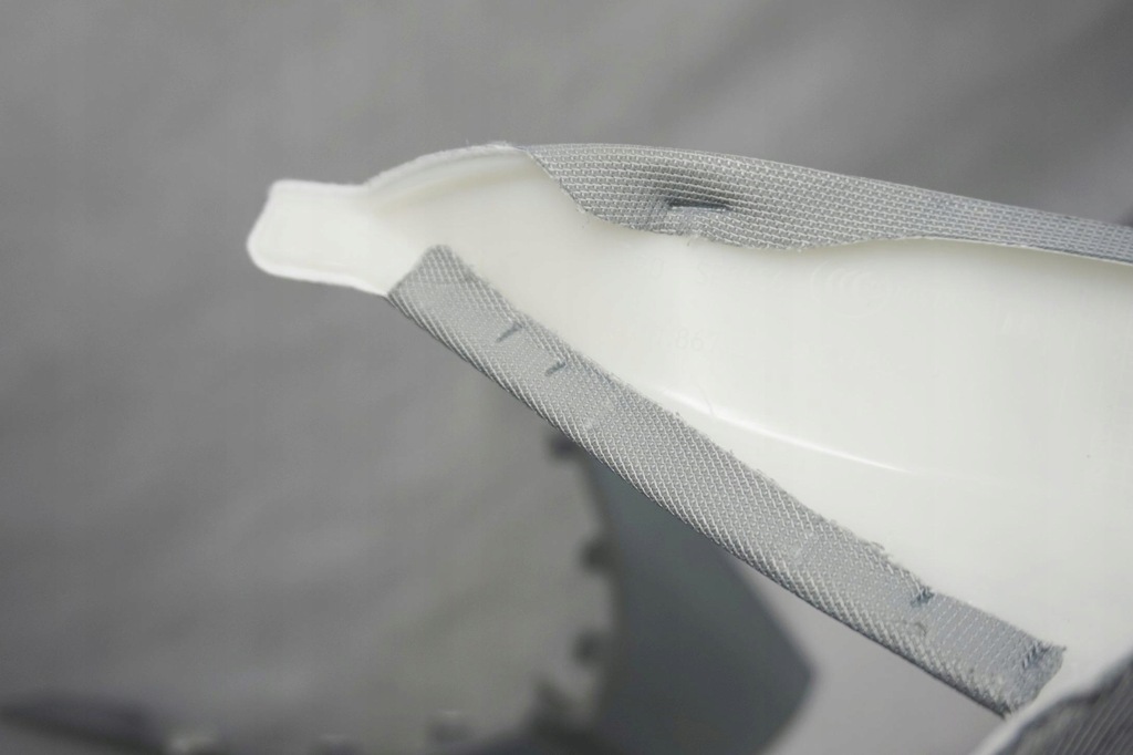 фото №8, Захист захист стійка комплект audi a4 b9 8w lx7r 8w0867293