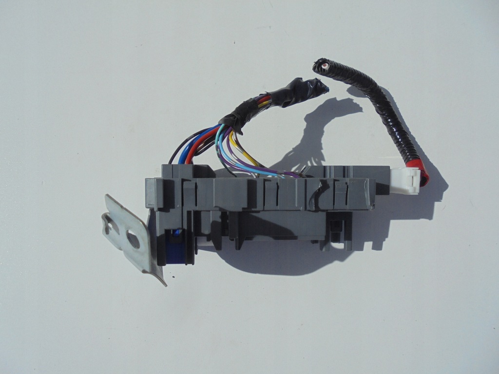 фото №9, Nissan juke lift 1.5 dci коробка запобіжників корпус