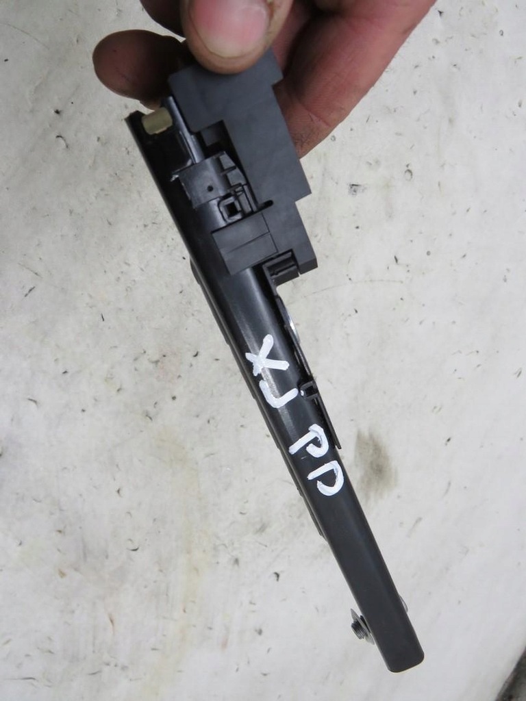 фото №5, Регулювання висоти поперечина jaguar xj x351