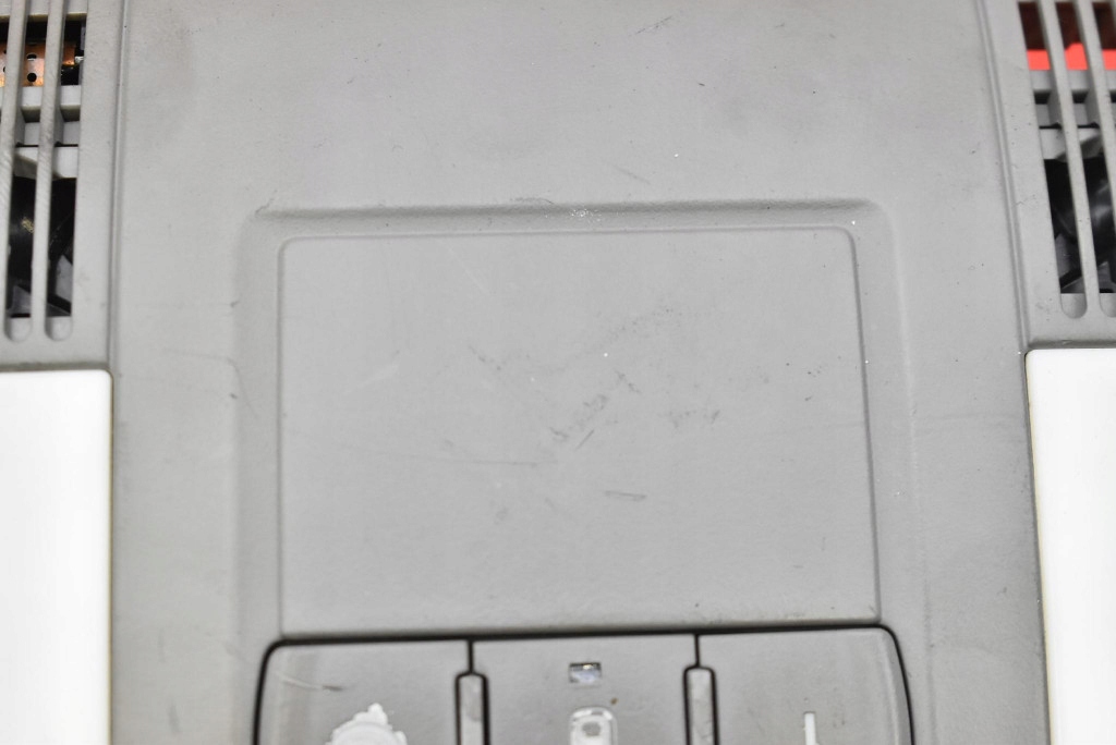 фото №13, Лампа освещение салона перед 4e0907135a audi a8 d3 02-05