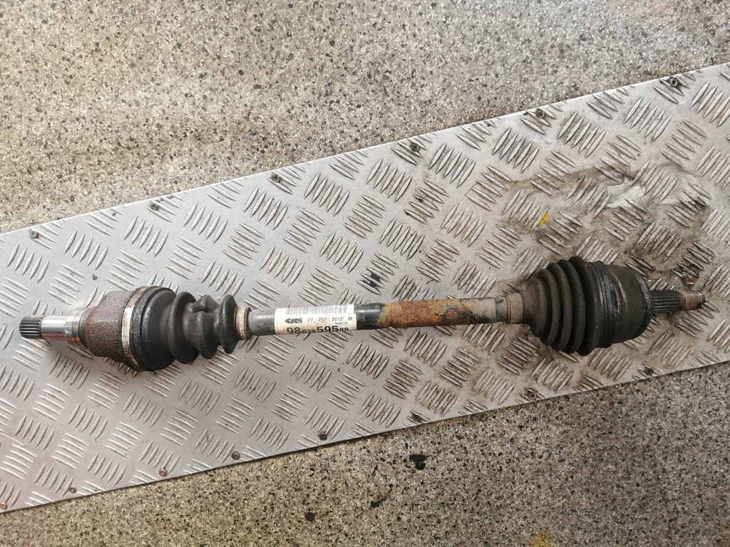 фото №1, Приводной вал peugeot 208 оригинальный номер 9803959580